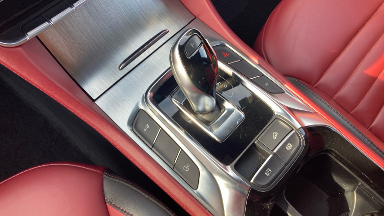 MG HS 1.5 T-GDI PHEV Trophy 5dr Auto Hatchback